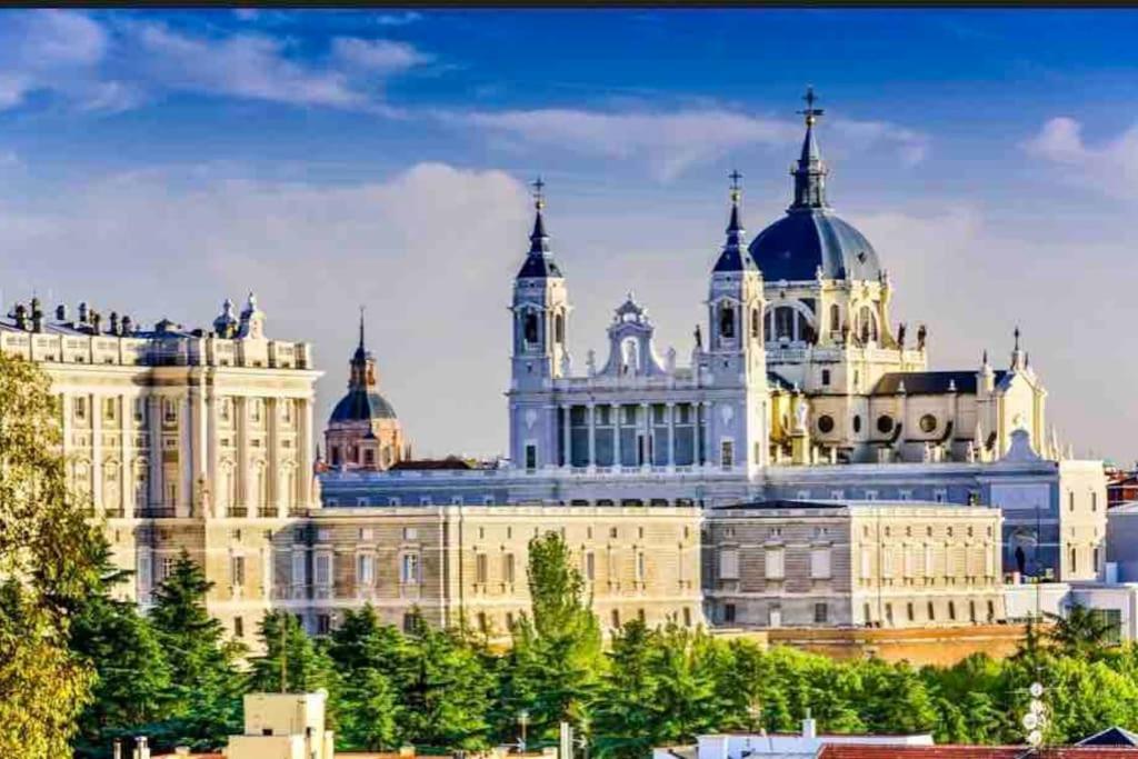 Céntrico y cómodo apto en Opera - Palacio Real Madrid Extérieur photo
